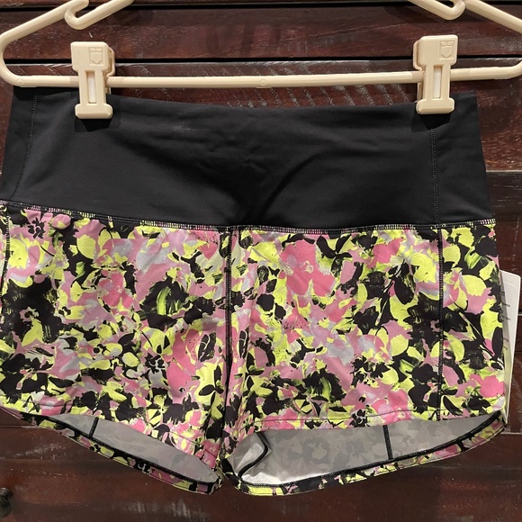Lululemon speed up short - Picture 1 of 3